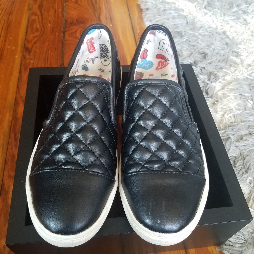 Steve Madden Girl's‎ Quilted Slip On Shoe Sneaker 4 - Picture 2 of 7